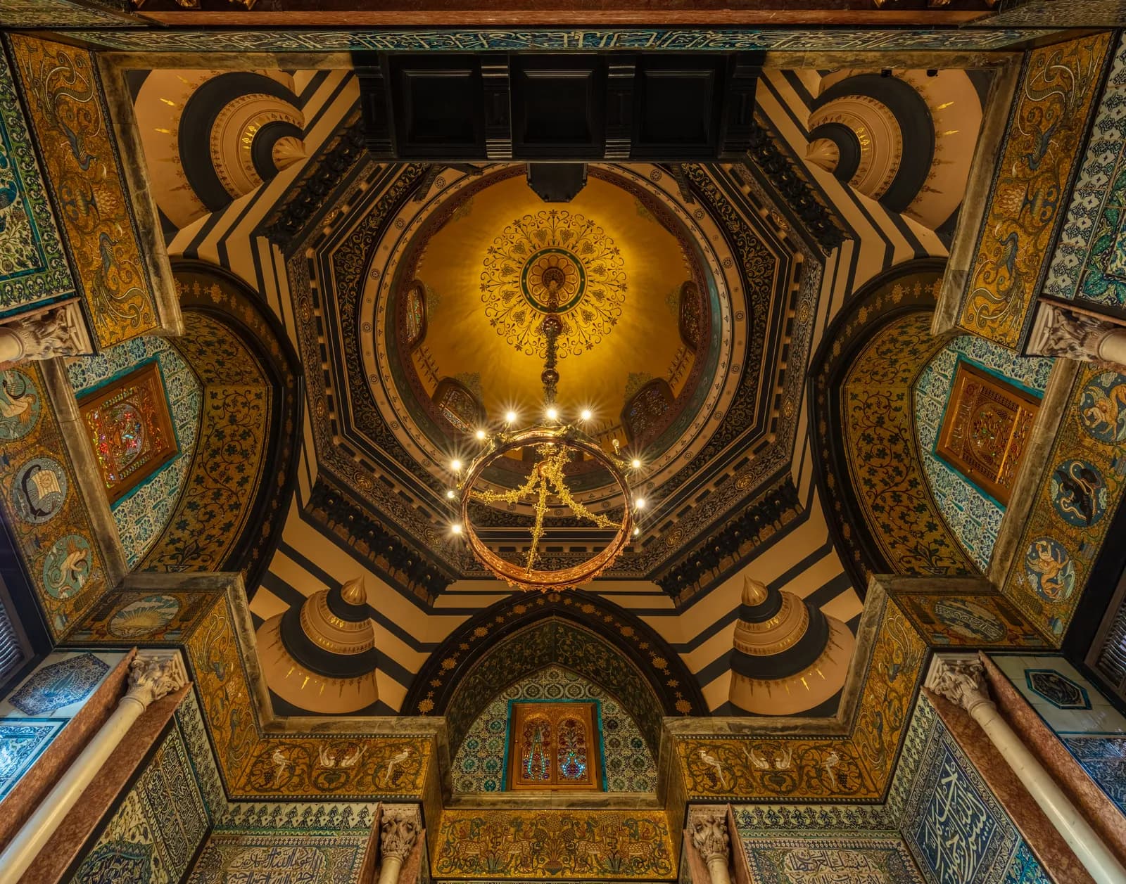 Leighton House: The Victorian Painter's Palace of Islamic Dreams